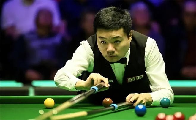 尚未形成足 尚未形成足