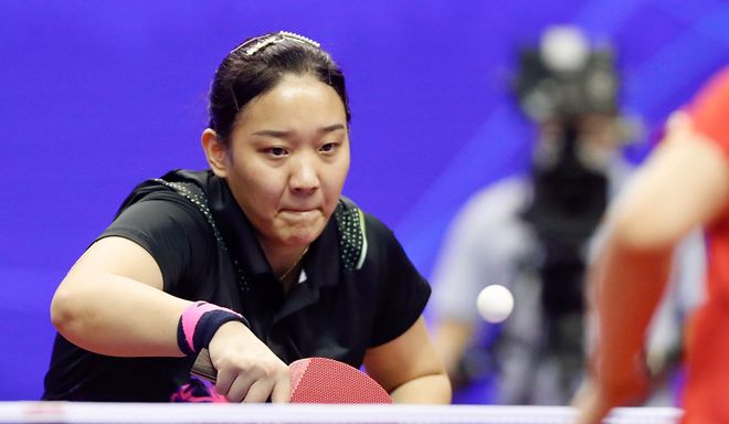 通过社交媒 通过社交媒