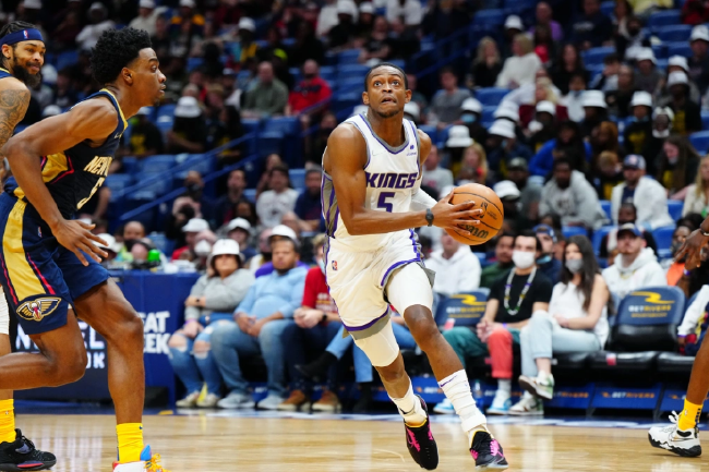 ⚽德甲半场：凯恩破门完成对德甲球队通杀，萨阿德扳平，拜仁暂1-1圣保利.