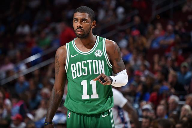 展现出了极 展现出了极